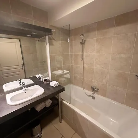 Appartement Séjour Élégant, Moderne et Confortable à 300 mt du Palais des Festivals *